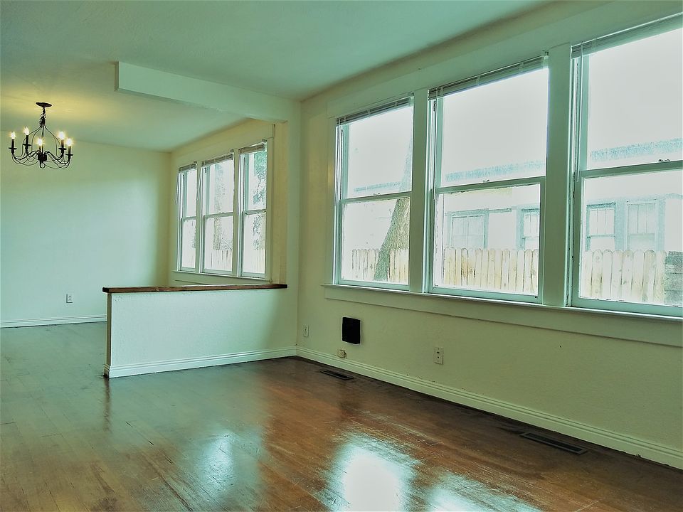 1st image of 1312 Blaine St