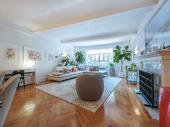 4th image of 275 Central Park W APT 2C