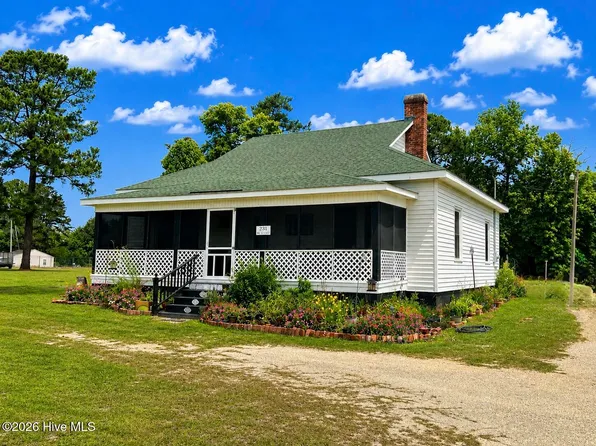 231 N Nc 33 Highway E, Chocowinity, NC 27817