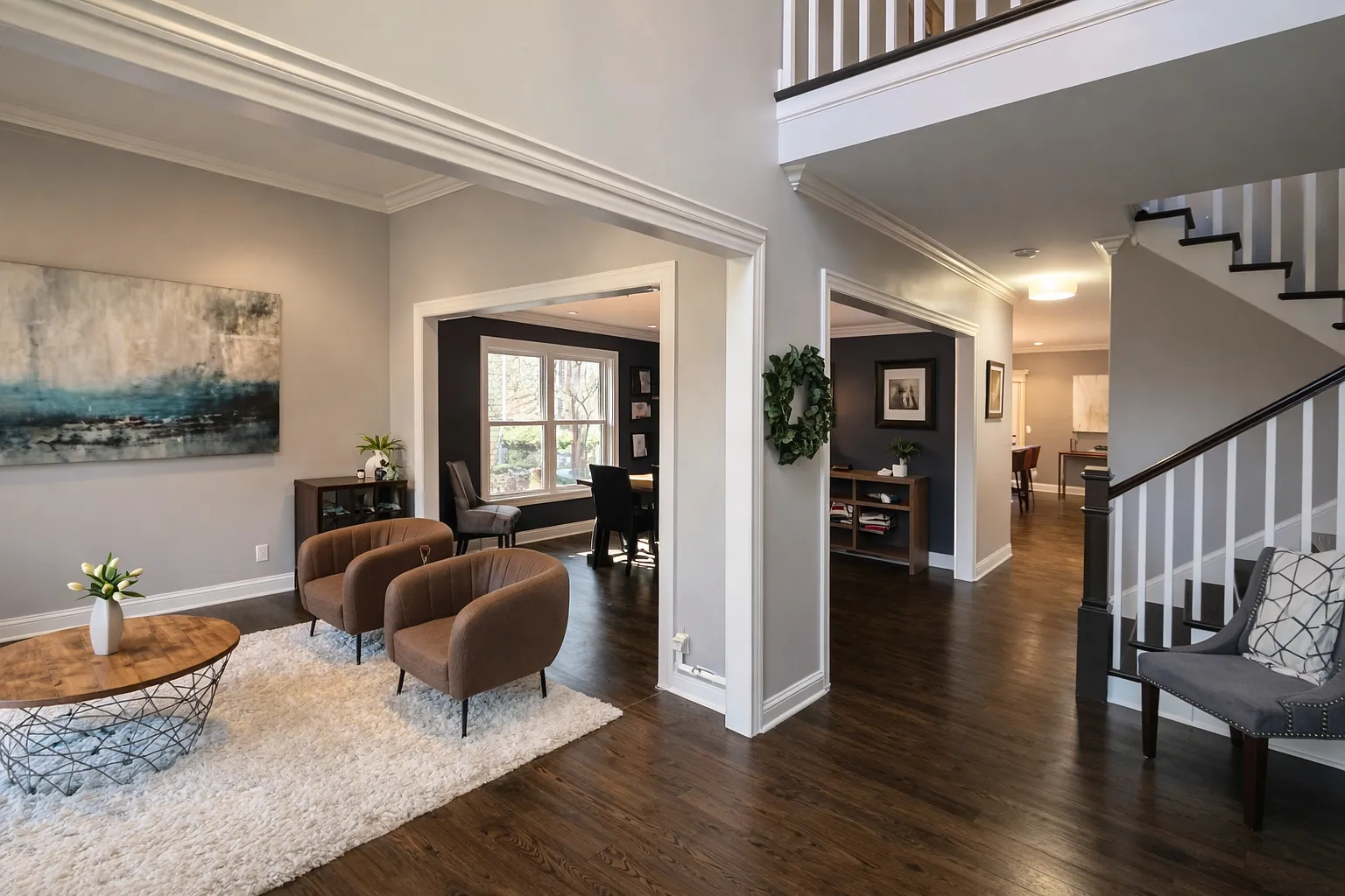 5 bed, 3.5 bath, 3022 sqft, $12,900 — Photo 2