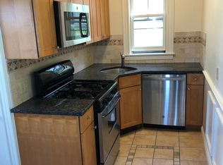 42 Pratt St #1, Providence, RI 02906