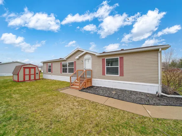 260 Storr, Adrian, MI 49221