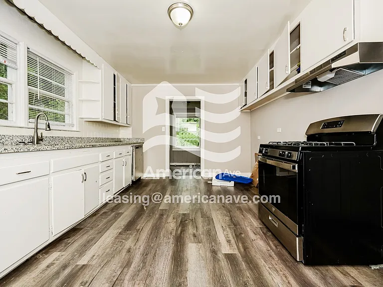 1511875_006_wm_-_kitchen_12911936.jpg
