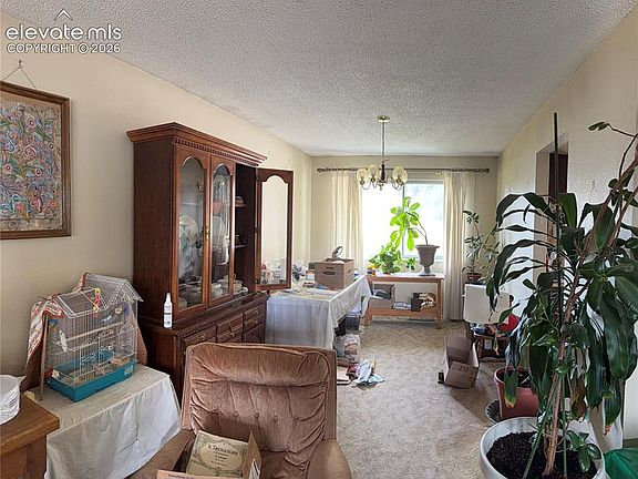 4th image of 4422 Flintridge Dr
