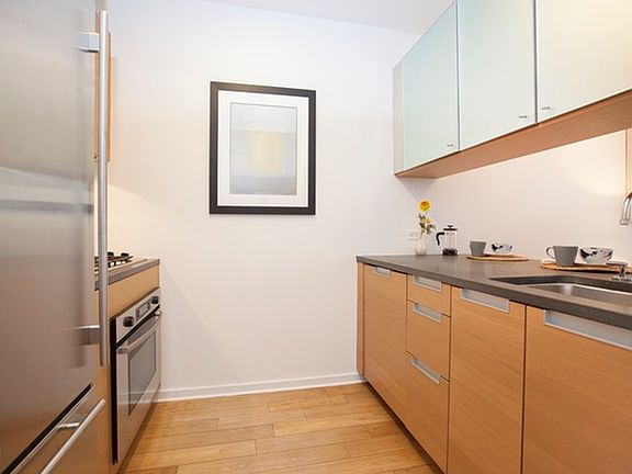 4th image of 310 W 52nd St APT 22C