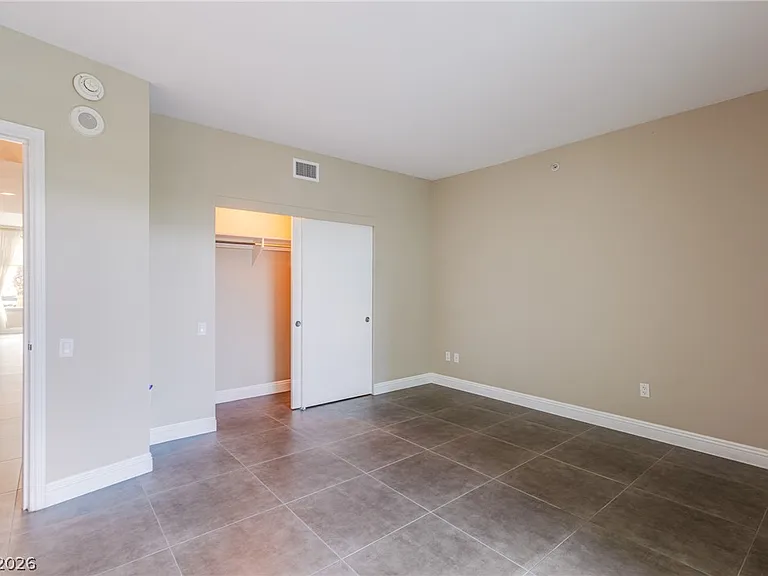 222 Karen Ave #201 — Photo 21