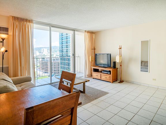 2nd image of 1925 Kalakaua Ave APT 1804