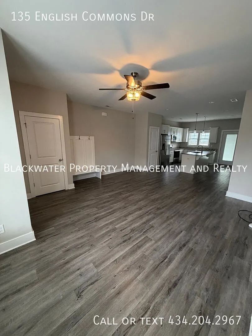 2 bed, 2.5 bath, $1,595 — Photo 2