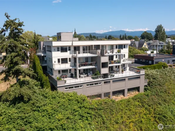 1301 W Holly Street #302, Bellingham, WA 98225