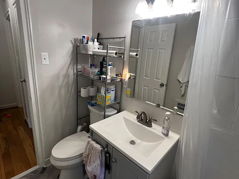 222 N George Mason Dr #1 — Photo 10