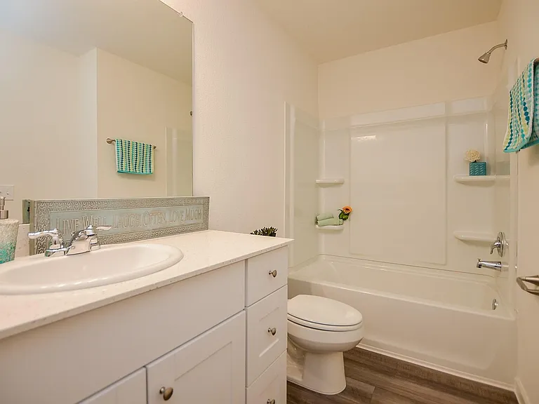 1025 Long Bay Ct — Photo 25