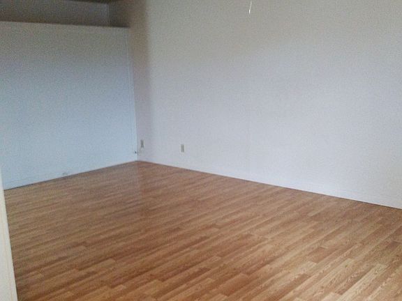 2nd image of 3921 15th Ave S APT 24