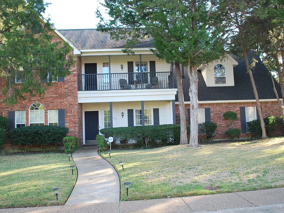 1st image of 231 Sandy Creek Pl