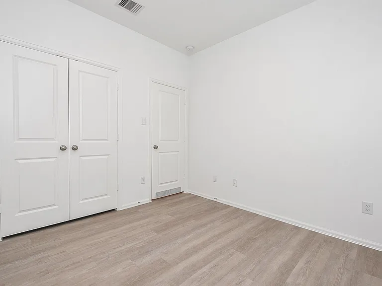 8426 Manta Ray Dr — Photo 25