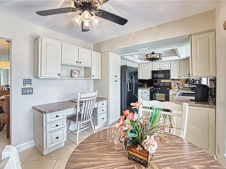 1784 Augusta Dr #202 — Photo 1
