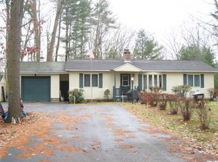 35 Bayview Dr, Eliot, ME 03903