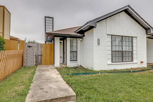 2428 Summer Place Dr #2428 Photo 1