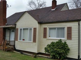 105 Halfway Rd, Martinsville, VA 24112
