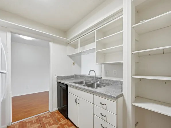 4845 Cedar Springs Rd, Dallas, TX