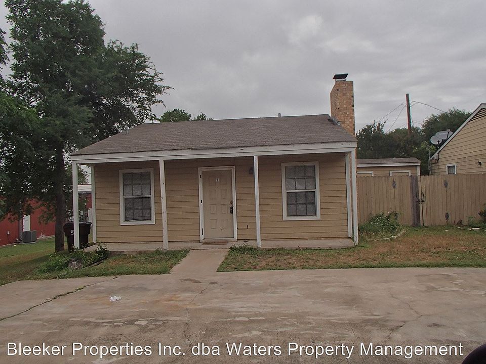 1st image of 1014 Cushing Dr #B