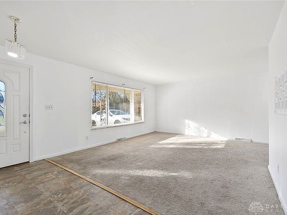 5th image of 2185 Bending Willow Dr