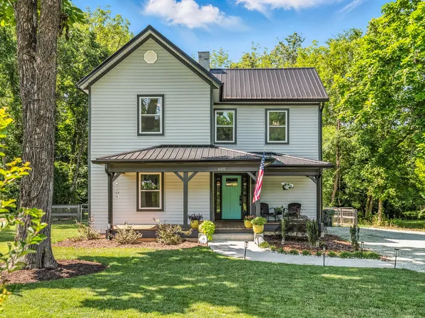 605 W Holt St, Mebane, NC 27302