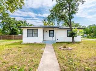 502 Stephen St, Kerrville, TX 78028