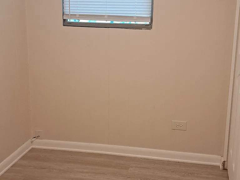 27417 Palmetto Ave — Photo 6