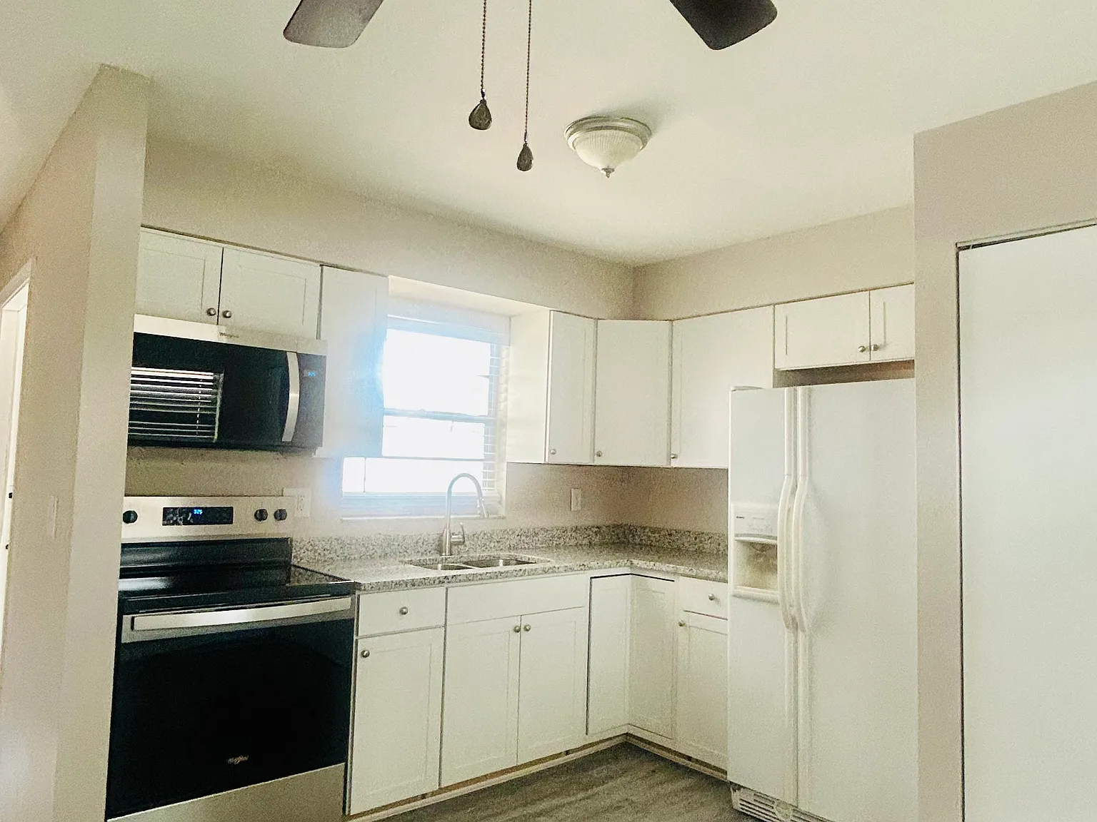 2/2 Cape Coral — Photo 4