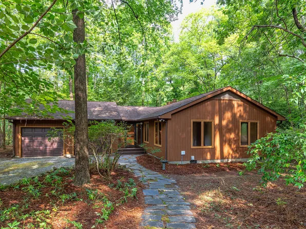 239 Seminole Dr, Chapel Hill, NC 27514