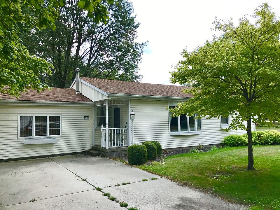 16 E Chestnut St, Piper City, IL 60959 Zillow