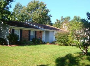 909 Scarlet Oak Ct N, Chesapeake, VA 23320