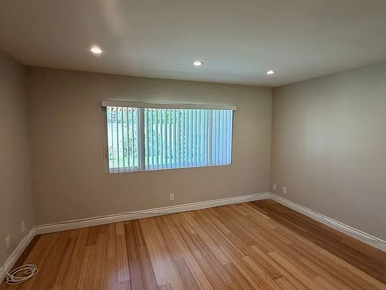 927 Redlen Ave — Photo 59