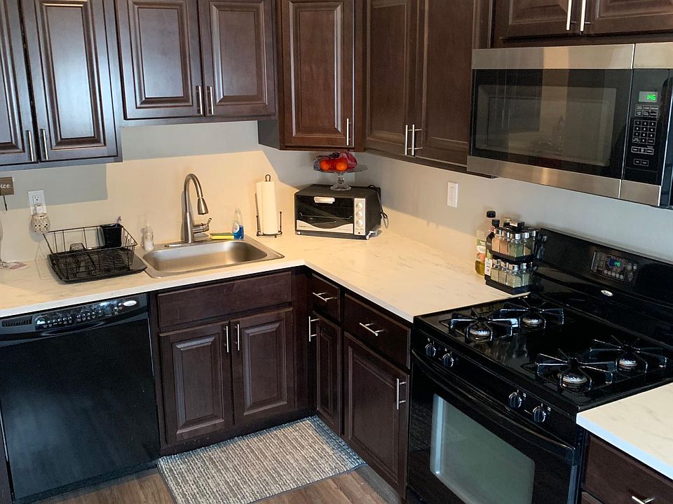 Great updated kitchen with oven, microwave and dishwasher