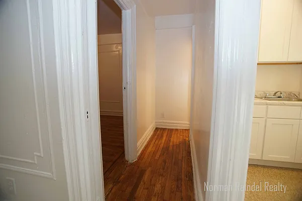 Rented by Norman Raindel, LREB | media 9