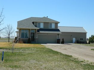 32 Stagecoach Ln, Fort Morgan, CO 80701
