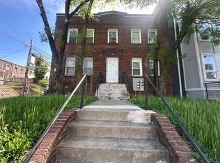 1025 17th St NE, Washington, DC 20002