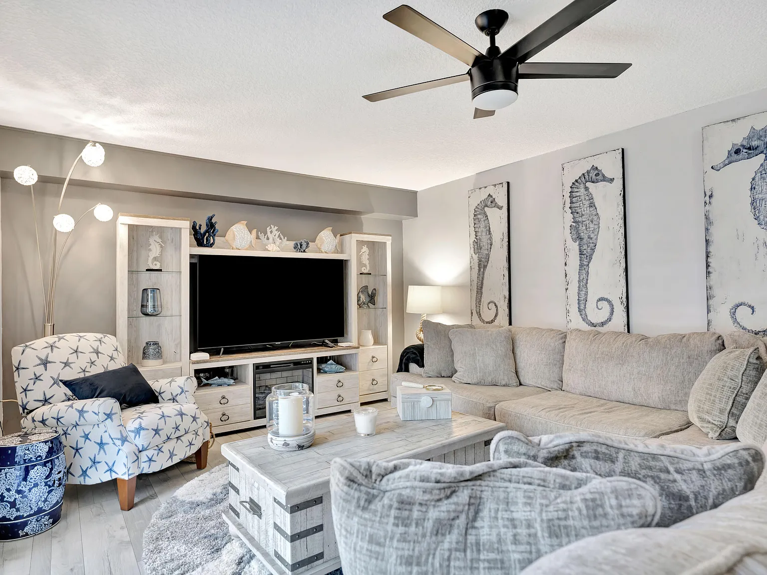2 bed, 2.5 bath, 1188 sqft, $7,000 — Photo 2