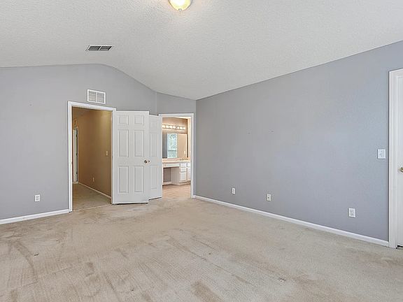 5th image of 8423 Drayton Park Dr