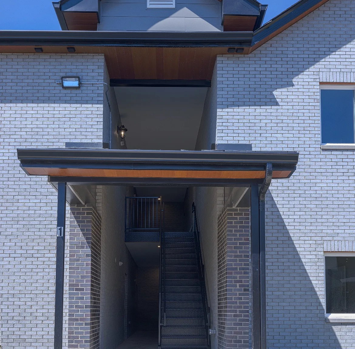 2 bed, 1100 sqft, $1,450 — Photo 3