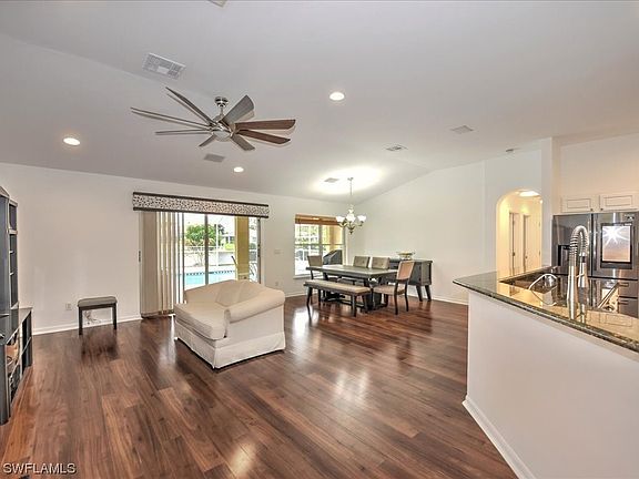 5th image of 9141 Pittsburgh Blvd