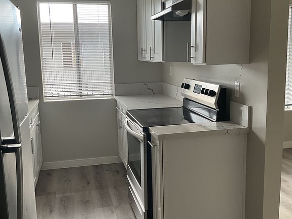3rd image of 3820 45th St APT 17