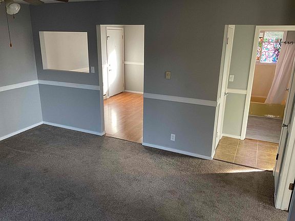 3rd image of 205 Sandra Ave #G4-l4-l2