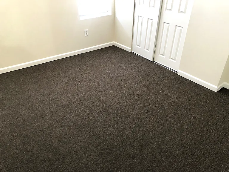1323 N Allison St — Photo 30