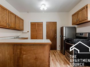 3338 N Seeley Ave #1R, Chicago, IL 60618