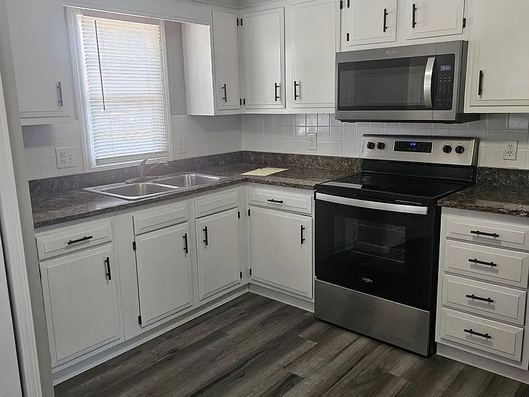 408 Troy Rd #A — Photo 4
