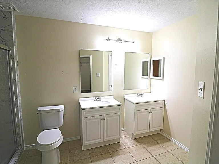 4727 Ivy Meadow Ln — Photo 5