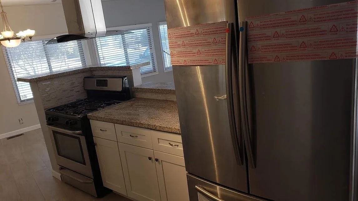 4 bed, 1700 sqft, $1,665 — Photo 2
