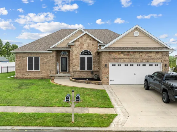 19710 Mockingbird Ln, Sedalia, MO 65301