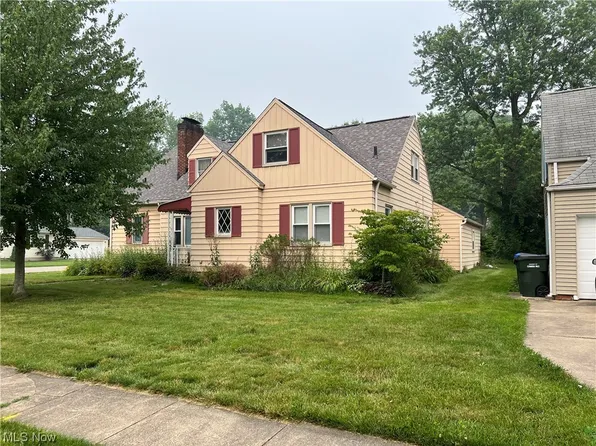 2239 19th St, Cuyahoga Falls, OH 44223